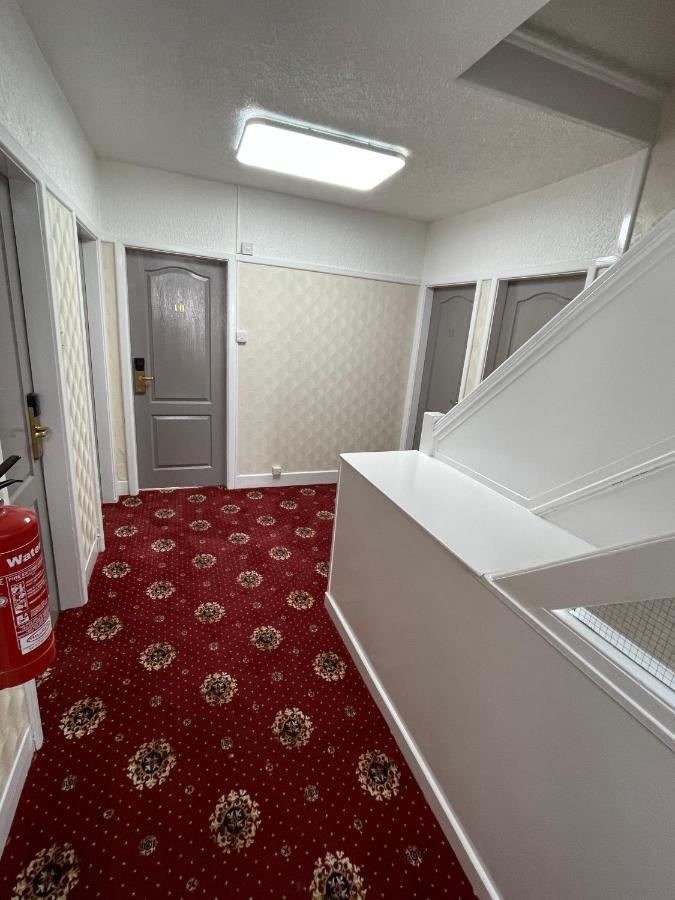 Oyo Queens Hotel, Skegness Pier ภายนอก รูปภาพ